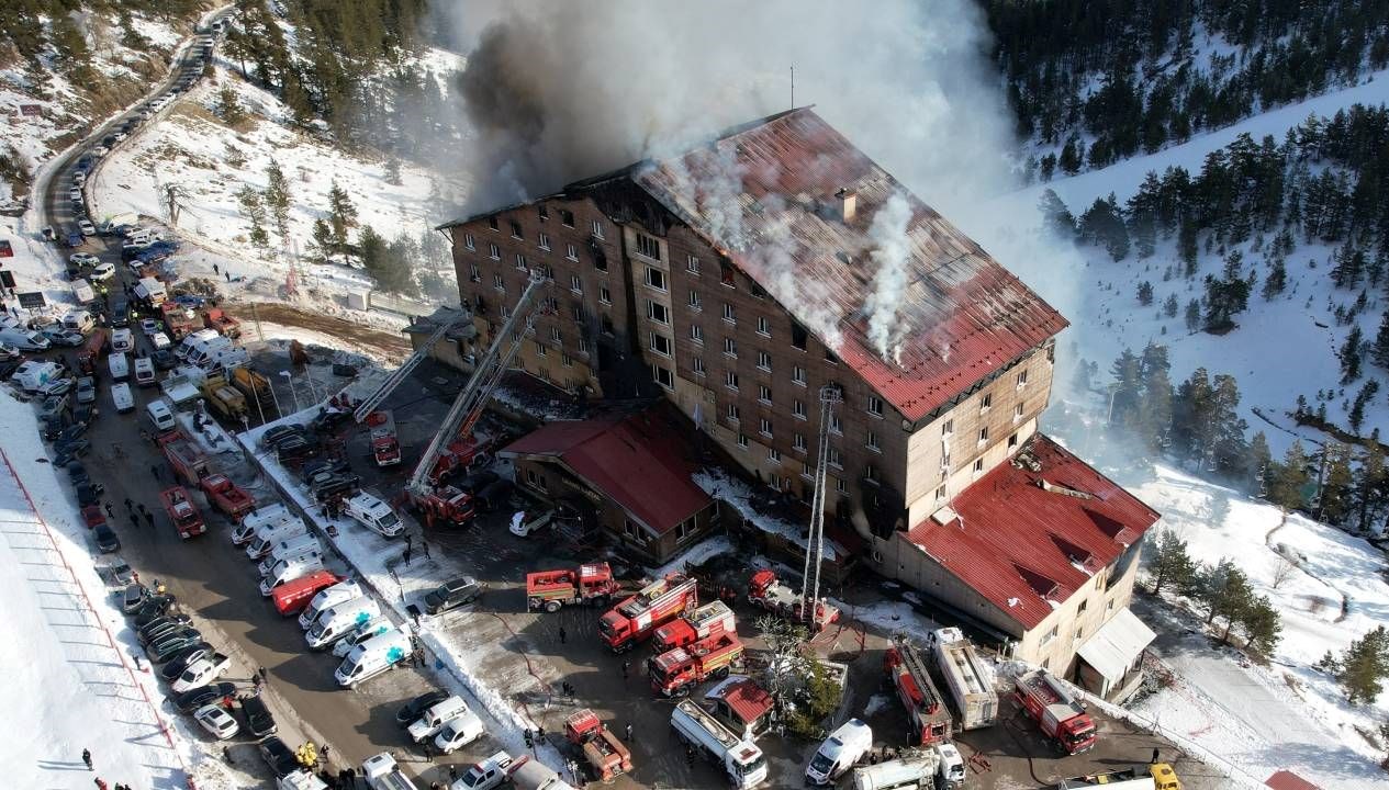 78-kisi-hayatini-kaybetti-81-ceset-torbasi-kullanildi-kartalkaya-faciasinin-detaylari-iddianamede-bJ4eyyhd.jpg