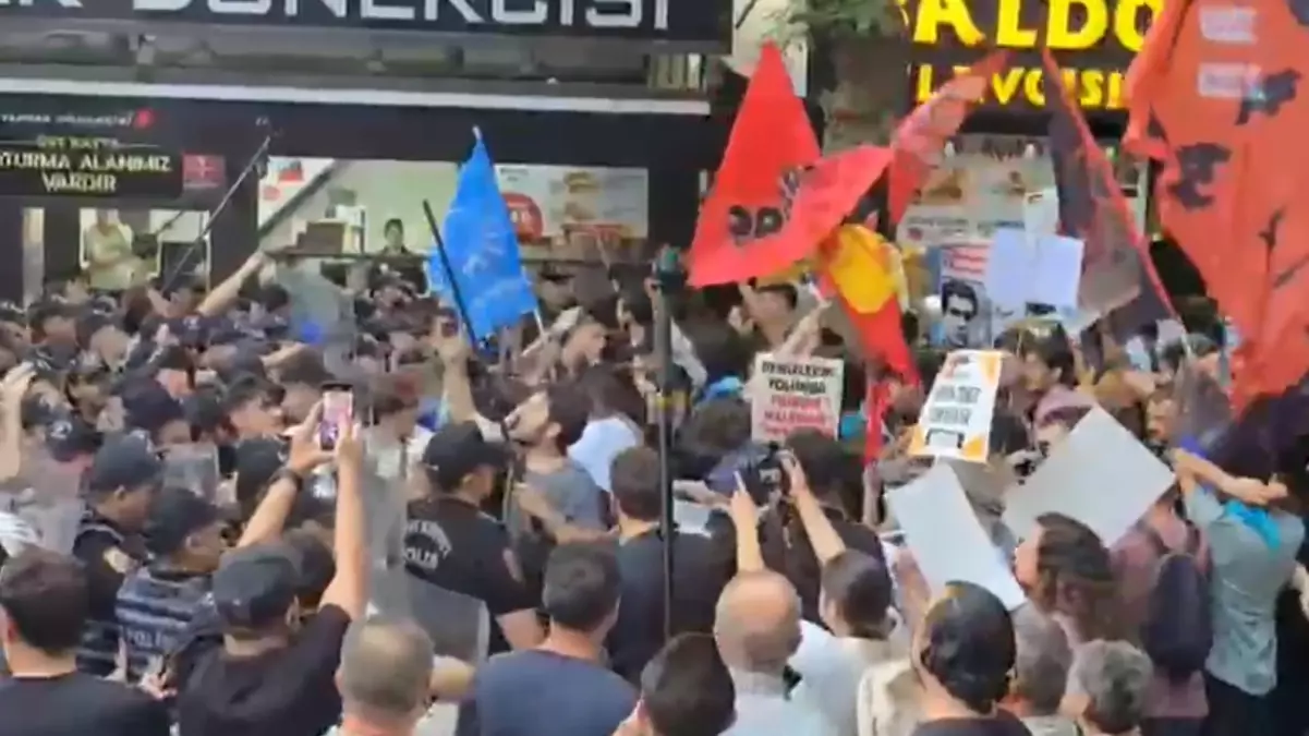 ankarada-musaadesiz-filistin-protestosu-6-gozalti-LzbGtjTA.jpg