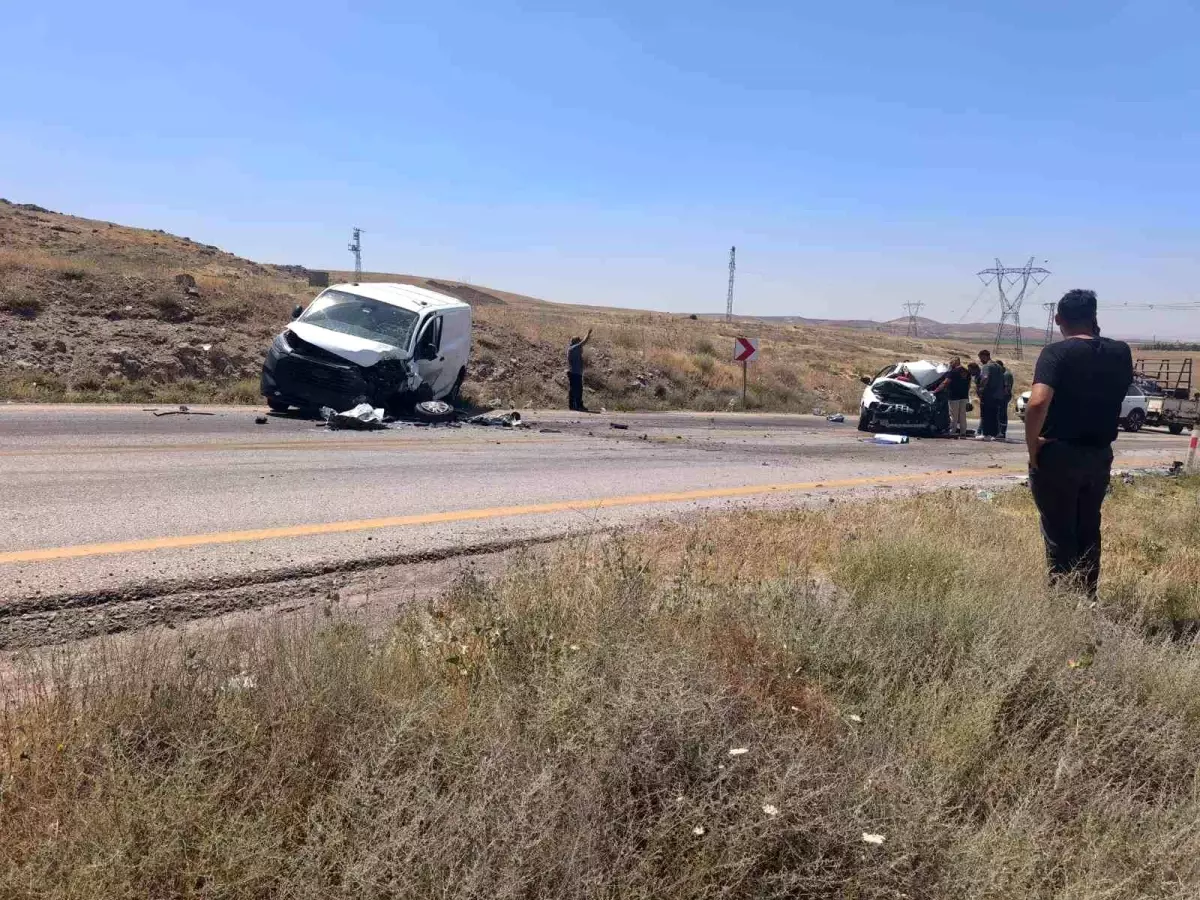 ankarada-trafik-kazasi-1-meyyit-1-yarali-zN7KCm8g.jpg