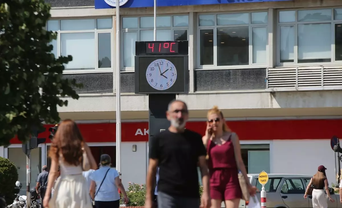 aydinda-cok-sicaklar-turizm-vilayetleri-kusadasi-ve-didimde-yogunluk-yaratti-CUN4M4DN.jpg