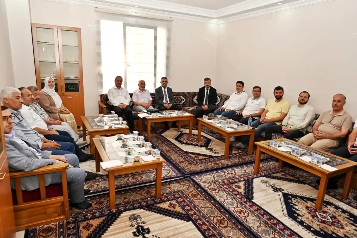 aydinda-egitimde-pahalar-egitimi-projesi-uyum-toplantisi-yapildi-YGcuqHNf.jpg