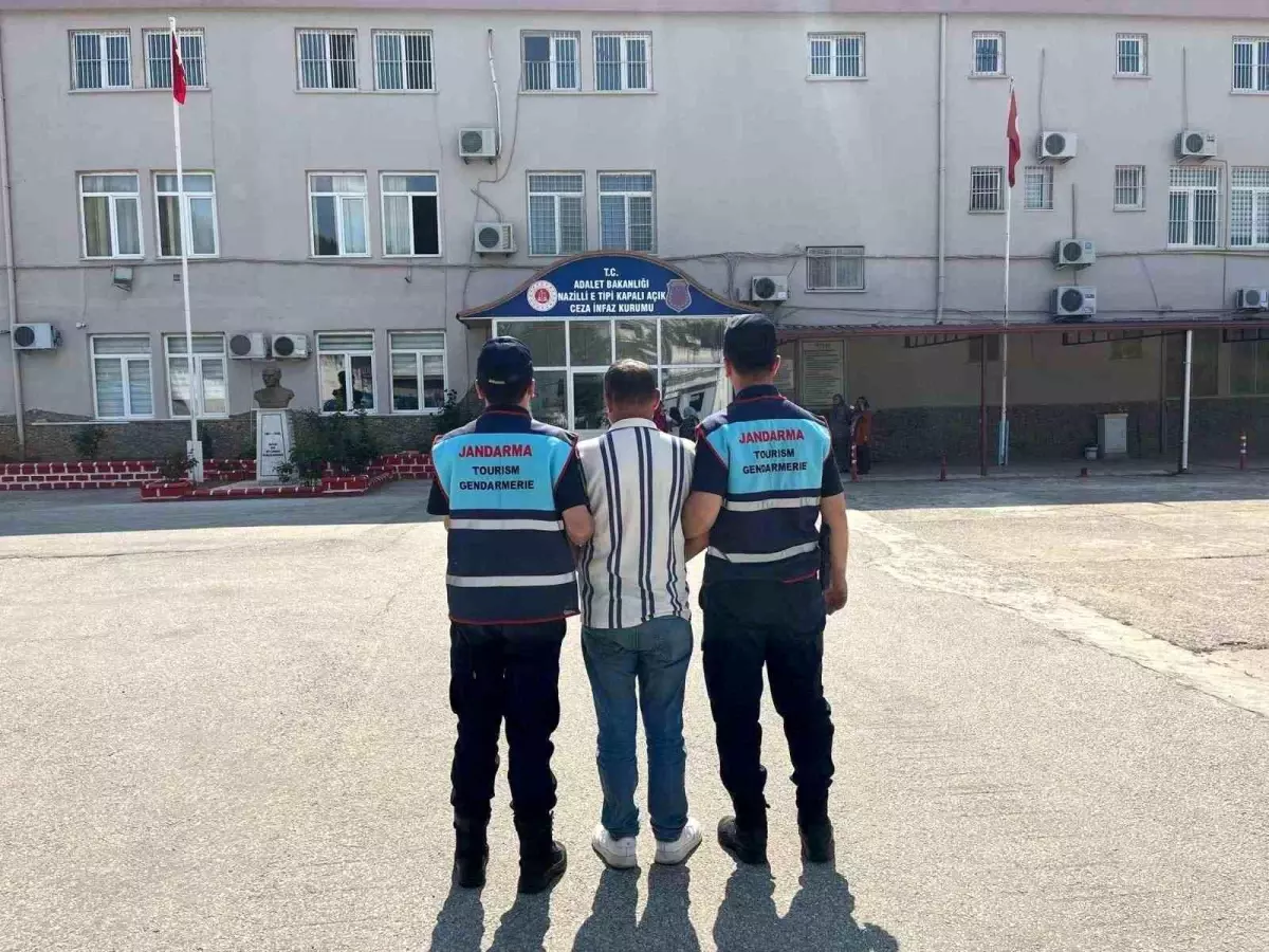 aydinda-jandarma-operasyonu-27-aranan-sahis-yakalandi-d8ZHdJG8.jpg