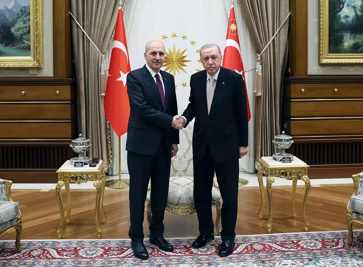 cumhurbaskani-erdogan-tbmm-baskani-kurtulmusu-kabul-etti-jtZJOUFs.jpg