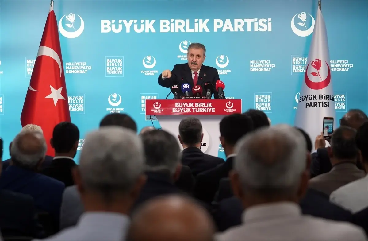 destici-turkiyenin-gelecegi-israil-ve-iran-ortasindaki-gelismelere-bagli-Nf53Sdcs.jpg