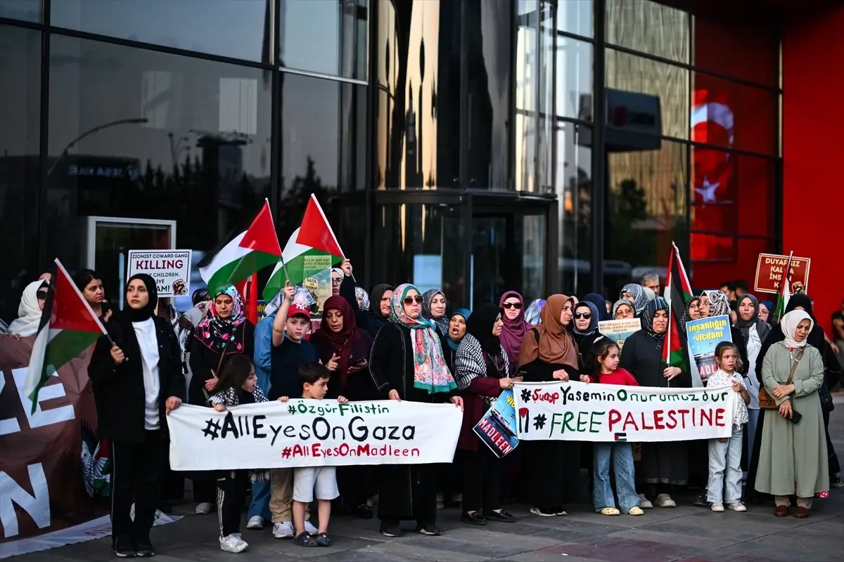 israilin-gemisine-saldirisi-ankarada-protesto-edildi-SQujk5un.jpg