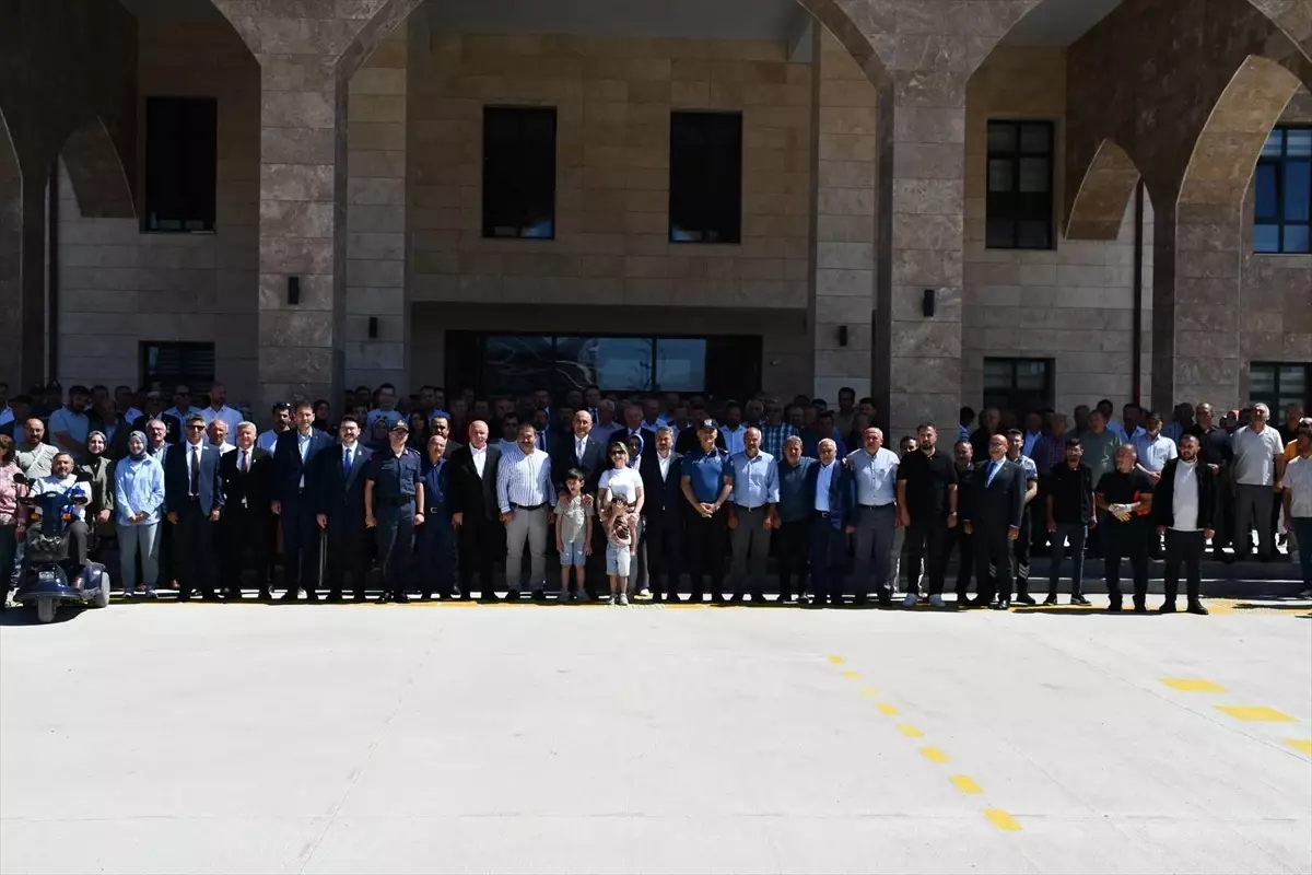 kaymakam-ihsan-emre-aydina-veda-merasimi-alqd7M8X.jpg