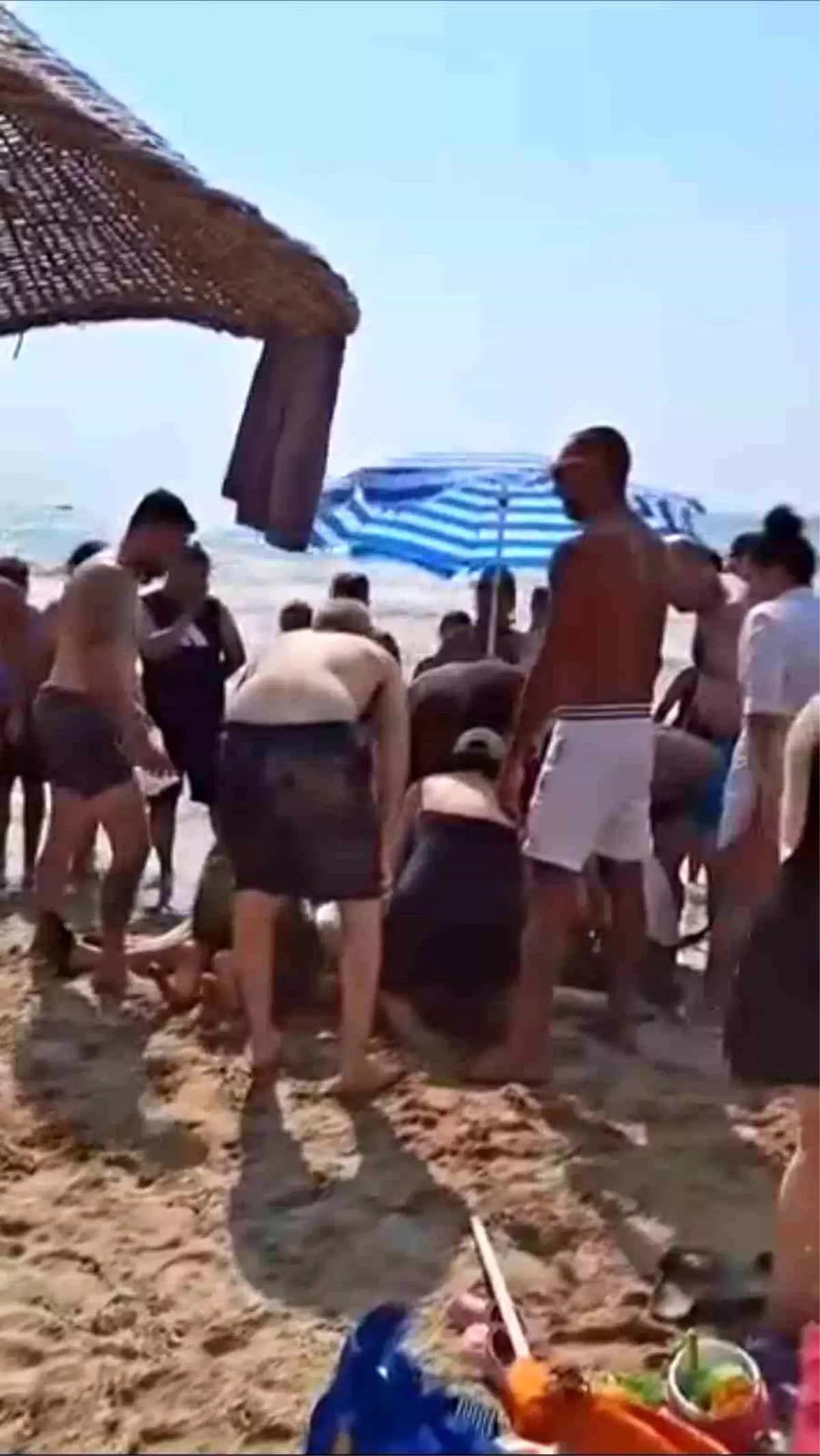 kusadasinda-denizde-bogulma-olayi-iki-kisi-hayatini-kaybetti-G42ycNnk.jpg