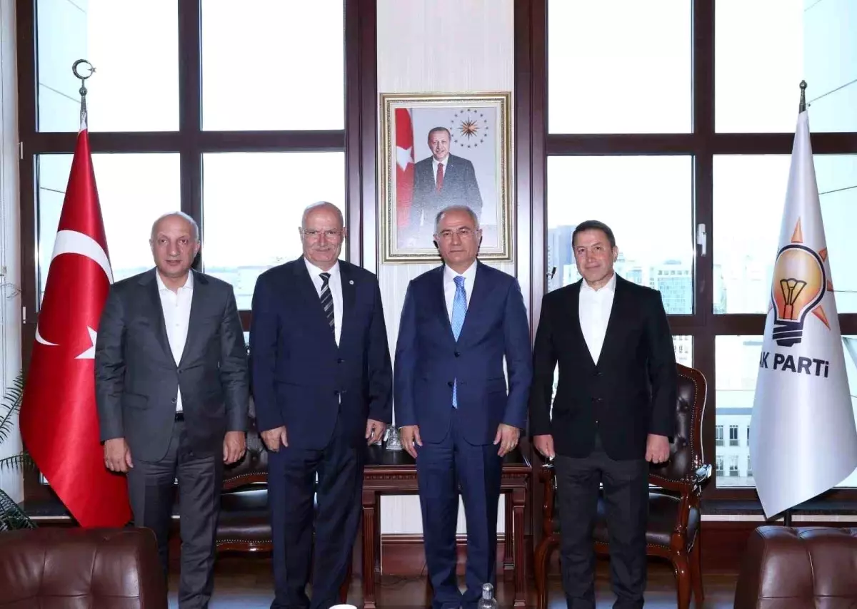 siirt-ticaret-ve-sanayi-odasi-ekonomik-is-birlikleri-icin-ankarada-SYZSPz4b.jpg