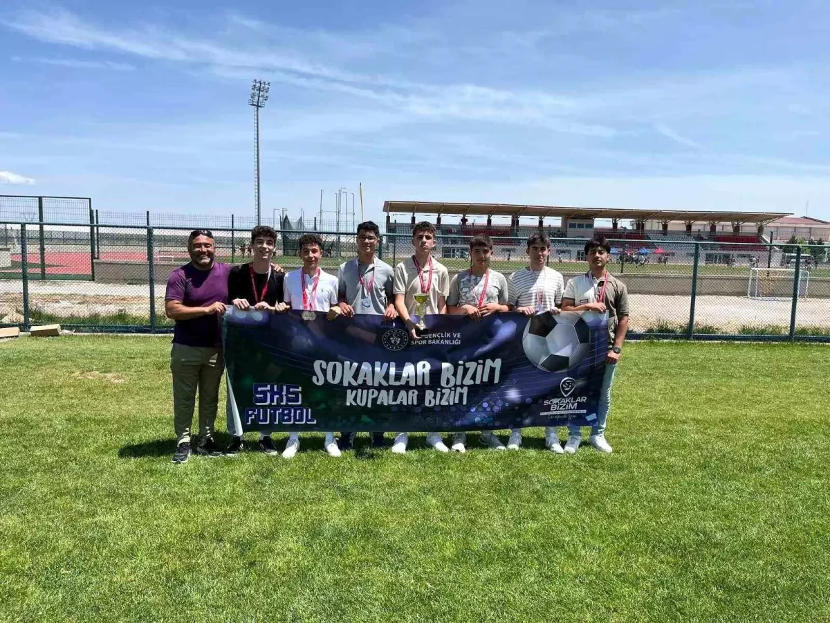 sokaklar-bizim-5×5-futbol-karsilasmalari-tamamlandi-yVEhSLtX.jpg