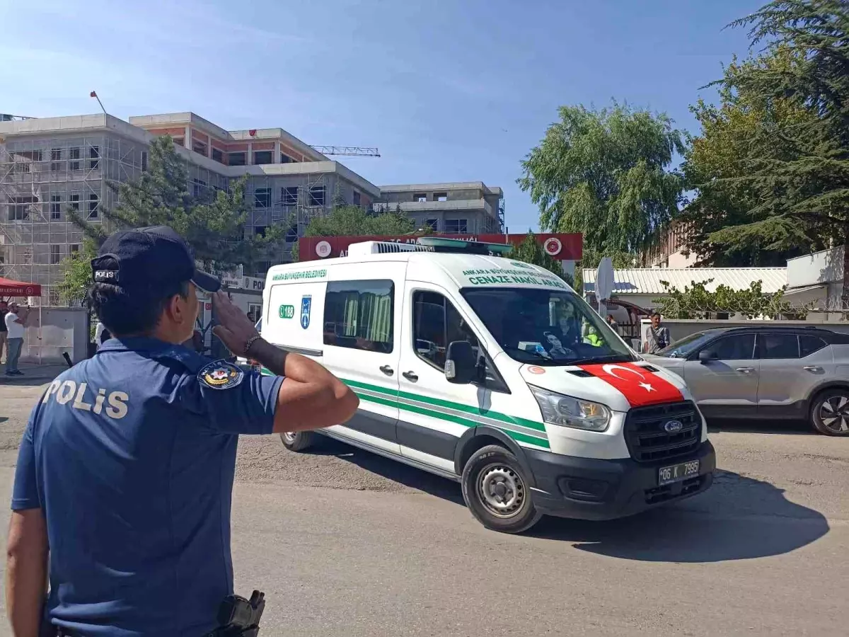 atesin-ortasinda-kahramanca-gayret-ettiler-artik-sonsuzluga-ugurlaniyorlar-AEXJYu3L.jpg