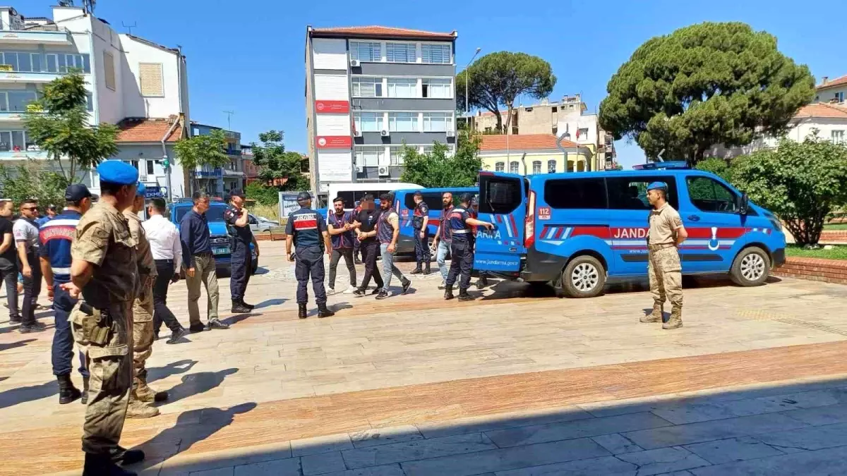 aydinda-gazinoda-cinayet-isleyen-5-kuskulu-adliyeye-sevk-edildi-dsIcX4te.jpg