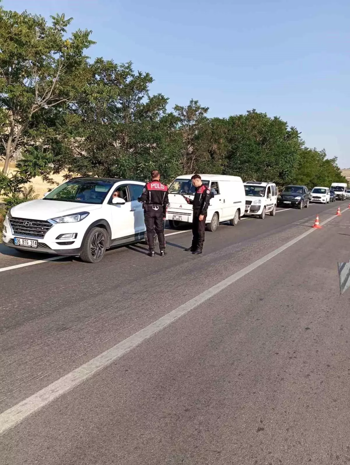 beypazarinda-trafik-kontrolleri-suruyor-Zs8nAfOa.jpg