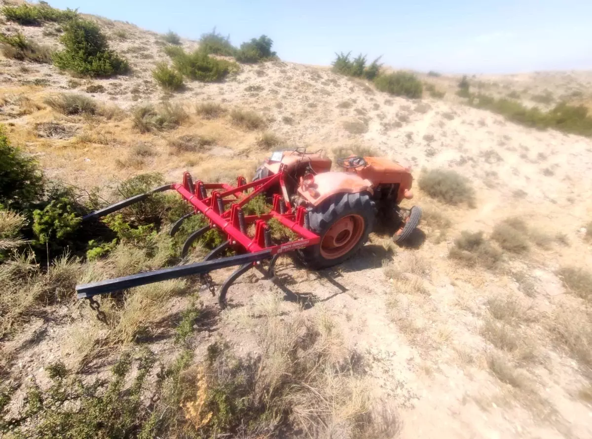 beypazarinda-traktor-kazasi-sofor-hayatini-kaybetti-xst32eKA.jpg