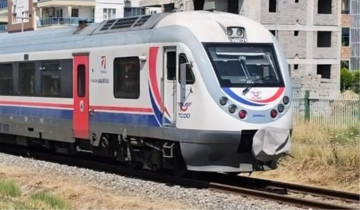 nazillide-tren-kazasi-47-yasindaki-adam-hayatini-kaybetti-yTS3q3uy.jpg