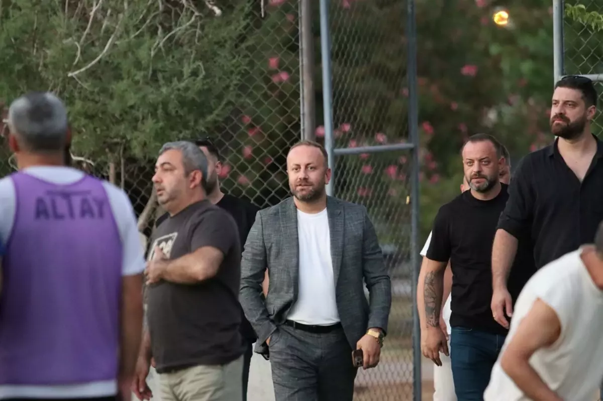 altayda-idare-degisikligi-ve-yeni-gayeler-6Uh4CEjS.jpg
