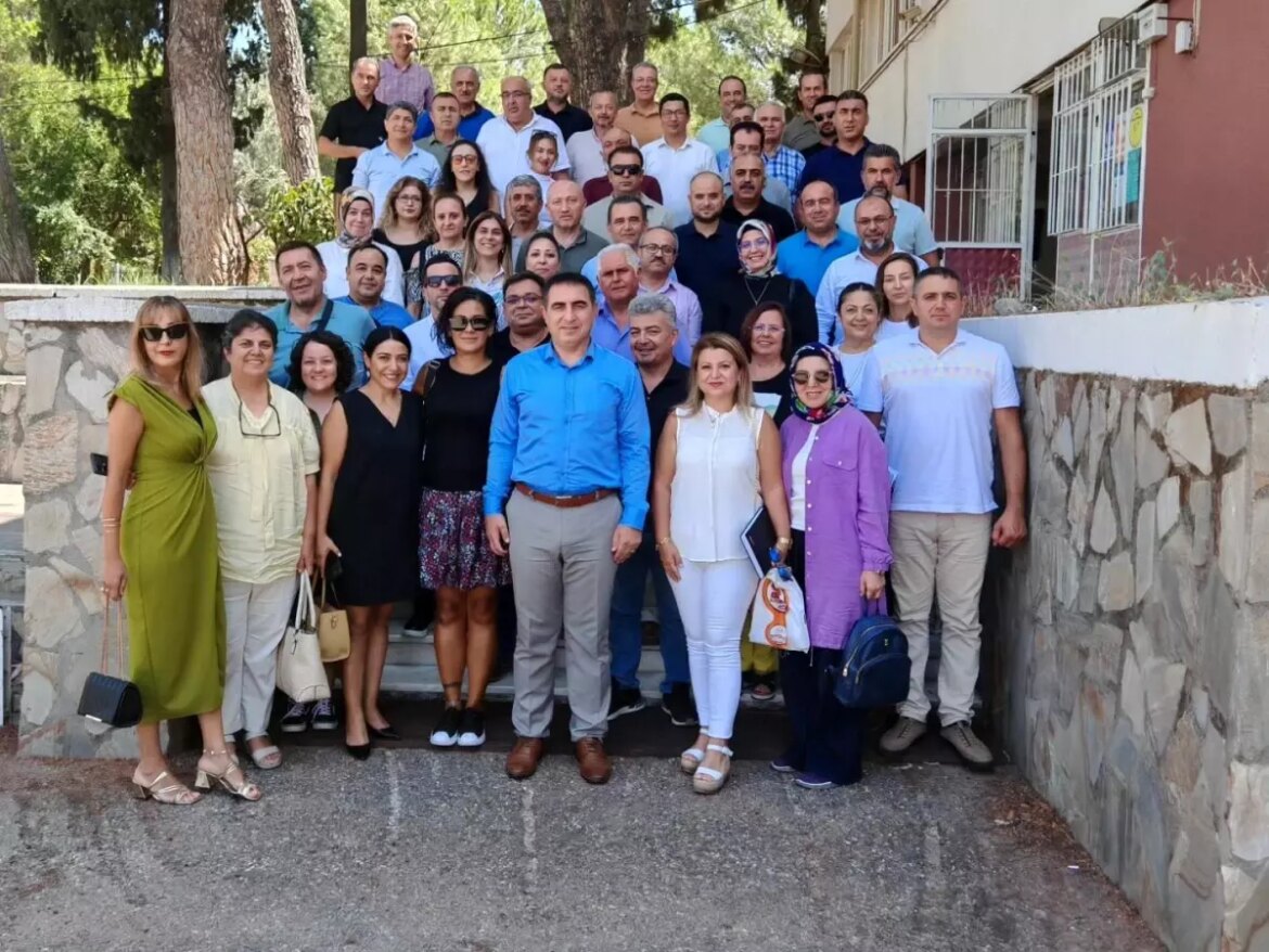 nazillide-egitim-kiymetlendirme-toplantisi-JwcREl38.jpg