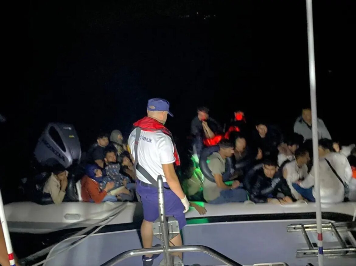 didim-aciklarinda-sistemsiz-gocmen-kurtarildi-BaD5tCl6.jpg