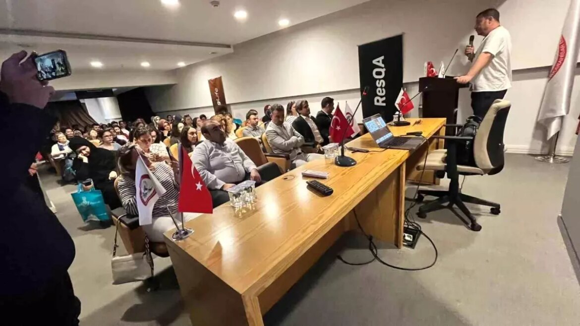 eczacilardan-manali-toplumsal-sorumluluk-projesi-fCjIOgr8.jpg
