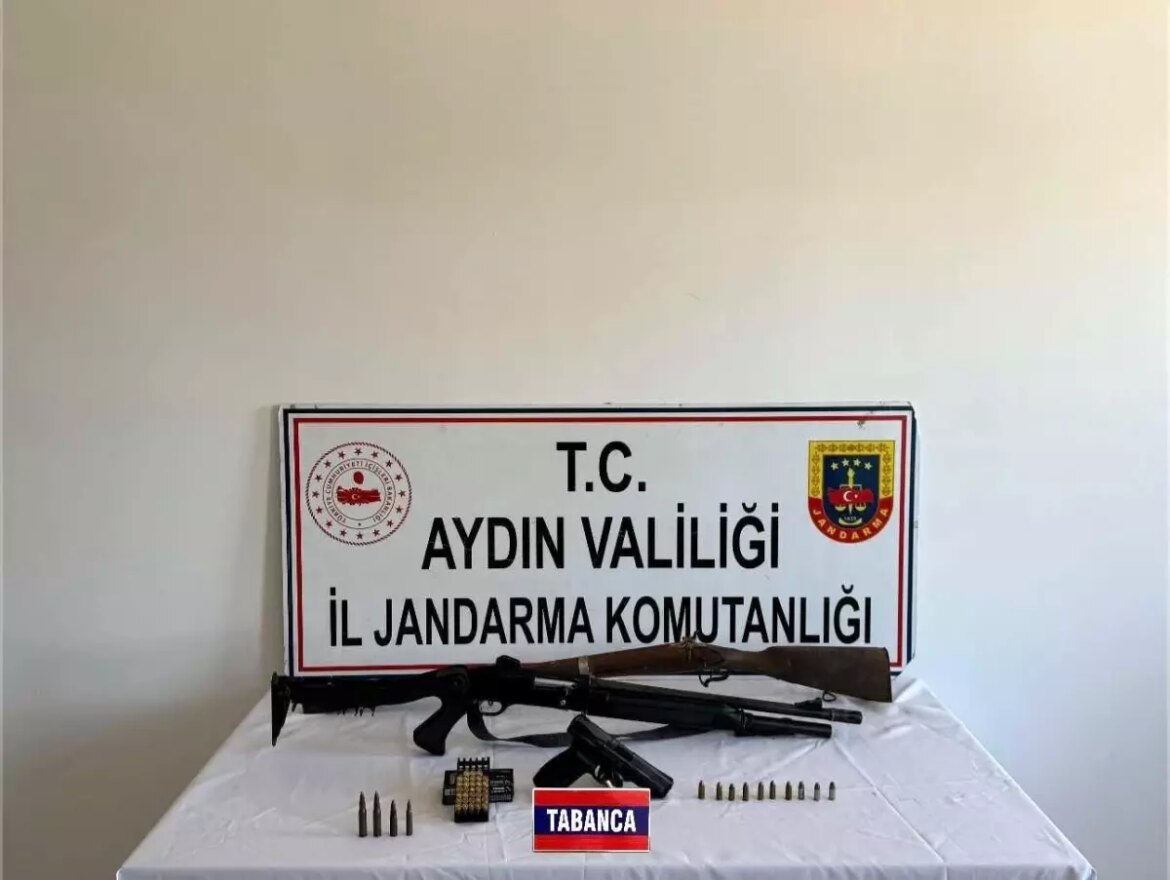 nazillide-ruhsatsiz-silah-ve-muhimmat-ele-gecirildi-scQgiD4Y.jpg