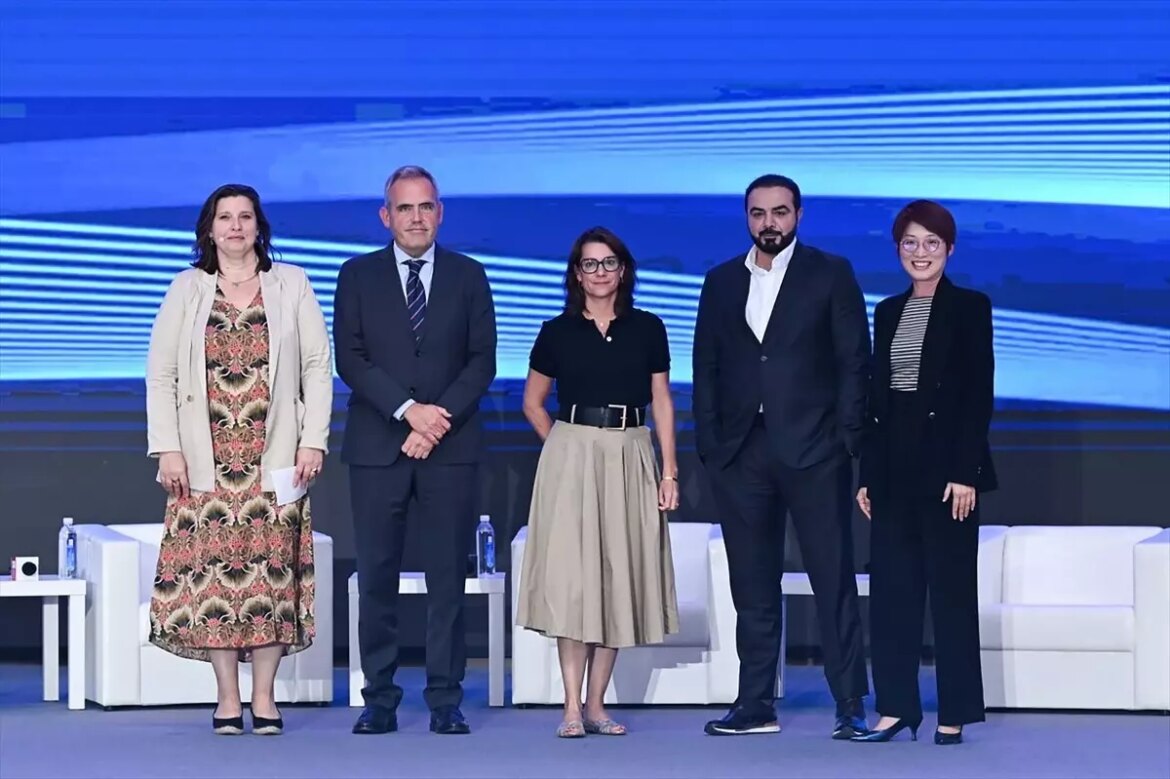 tav-havalimanlarina-asq-mukafatlari-2cmCUvQO.jpg